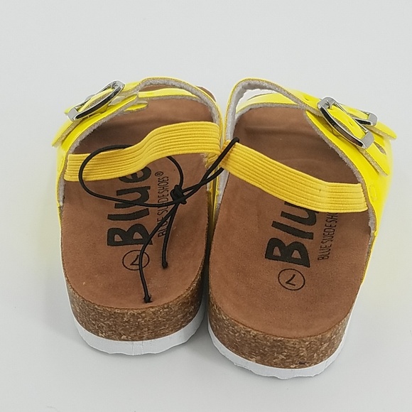 🆕️ Blue Suede Shoes Yellow Sandals - Picture 2 of 7